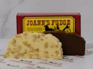 TWO SLICE BOX OF FUDGE